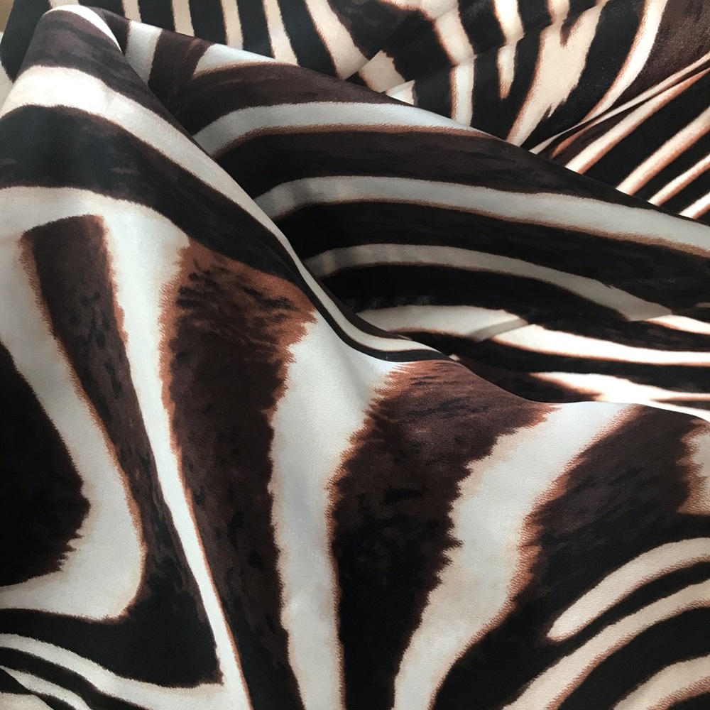 Gorgeous Silk Animal Print Sleeveless Blouse